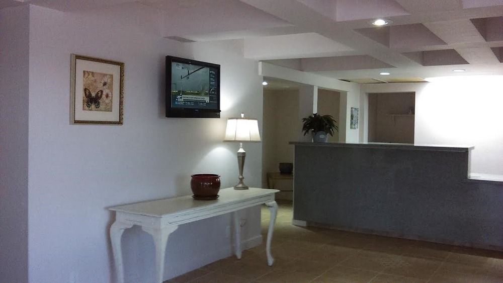 Americas Best Value Inn Williamsburg Lightfoot Area - photo 14