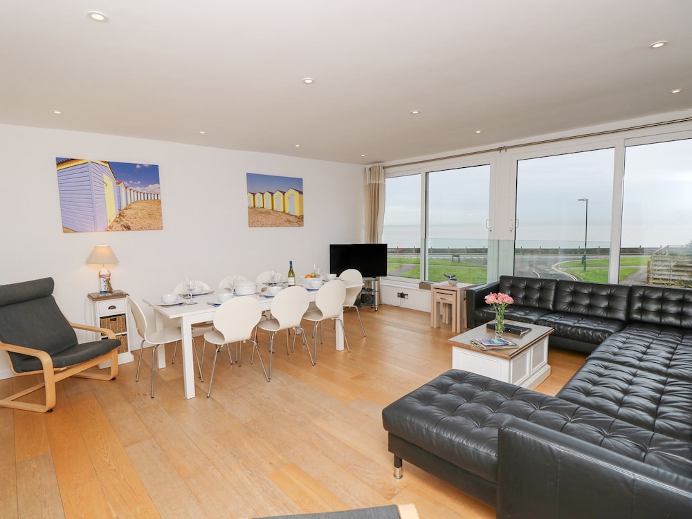Sea House — 4-Star Luxury Hotel in Littlehampton, United Kingdom
