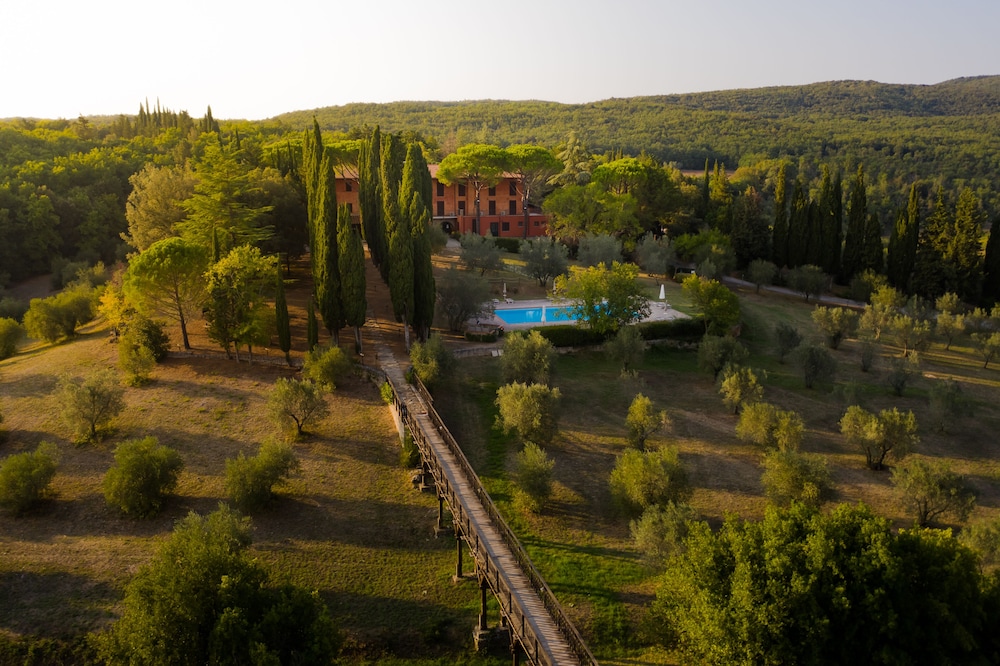 Hotel Vittoria — hotel in Massa Marittima