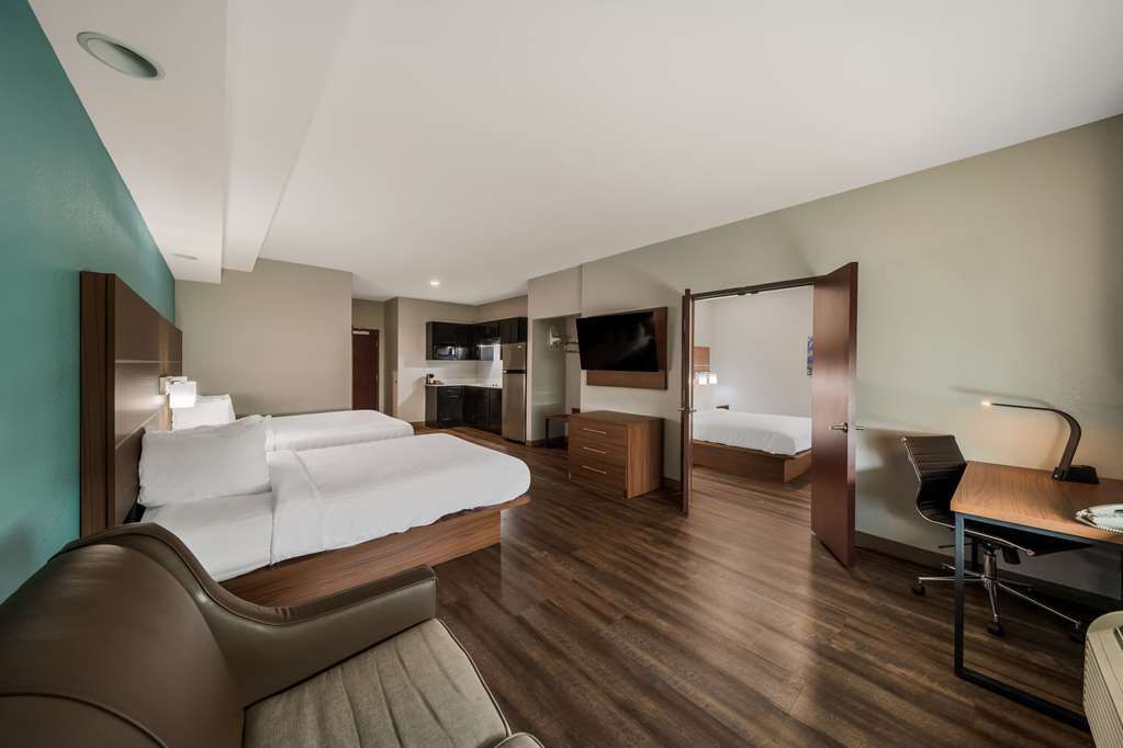Best Western Bowie Inn & Suites - photo 7