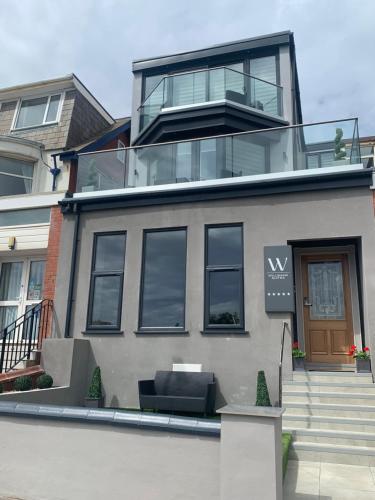 Waves - carbon neutral hotel in Blackpool
