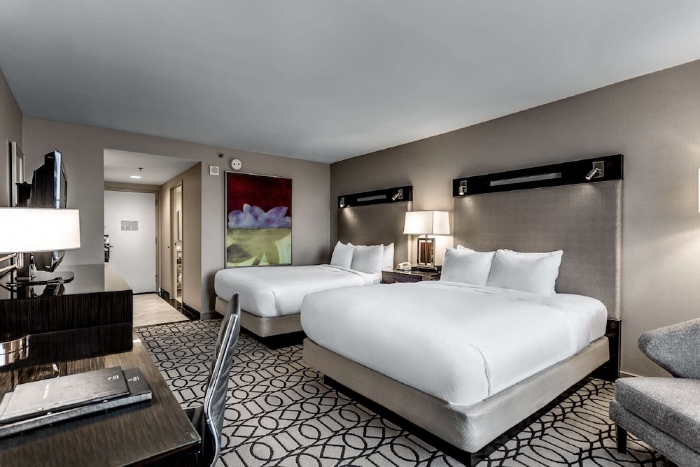 Hilton Columbus at Easton - photo 8