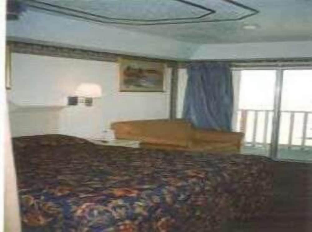 Knights Inn Corpus Christi at North Beach - photo 6