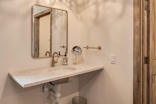 The Port of Prescott Boutique Hotel - photo 16