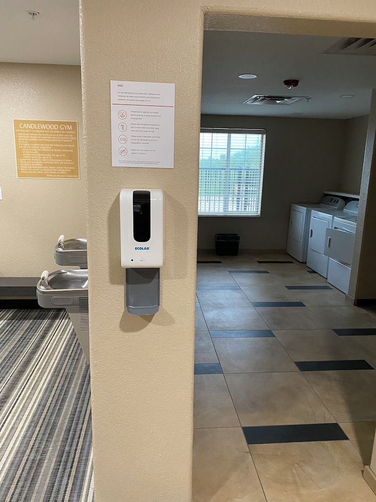 Candlewood Suites Cotulla by IHG - photo 18
