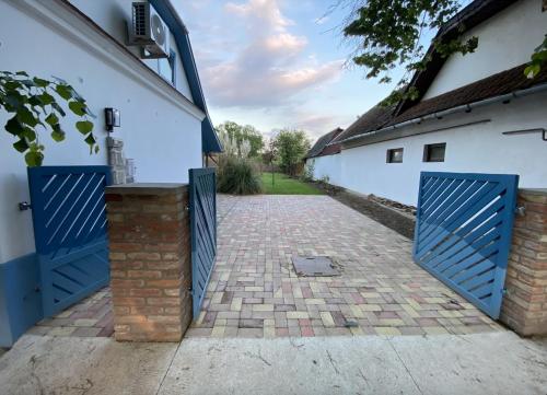 Szarvas és Bagoly Kalandház — Szarvas — photo 4