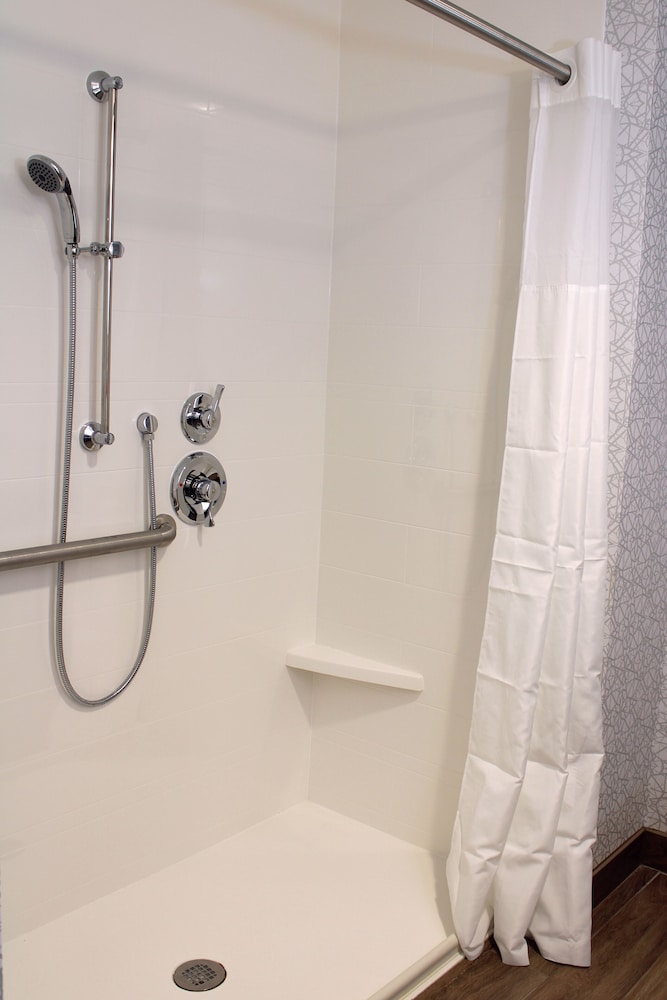 Hampton Inn Buffalo Amherst NY - photo 14