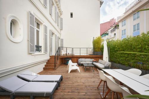 Super Central Spacious Sunny Large Deck & SPA — Cannes — photo 3