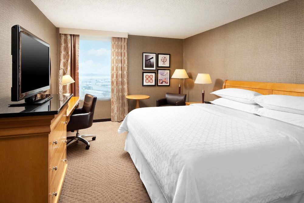 Sheraton Cleveland Airport Hotel - featured photo