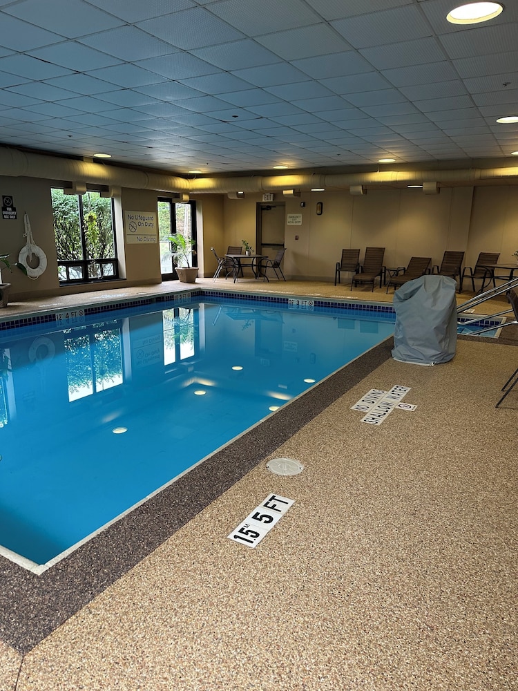 Hampton Inn DuBois - photo 24