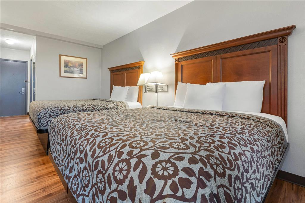 Days Inn by Wyndham Madisonville - photo 19
