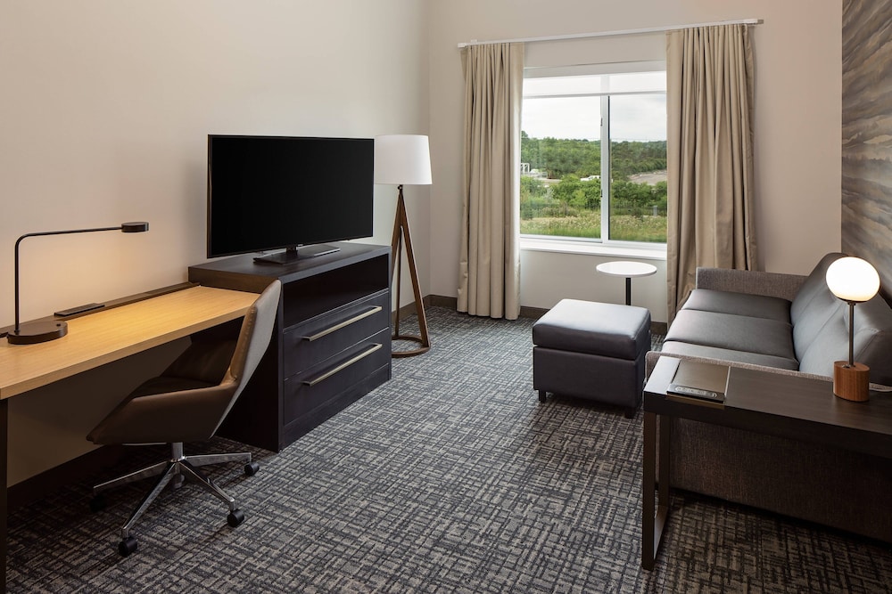 Residence Inn by Marriott Detroit Farmington Hills - photo 23