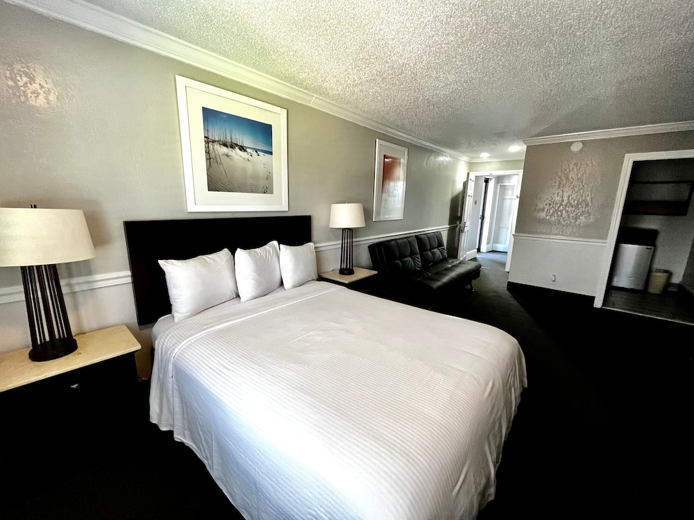 At Home Inn & Suites - photo 37