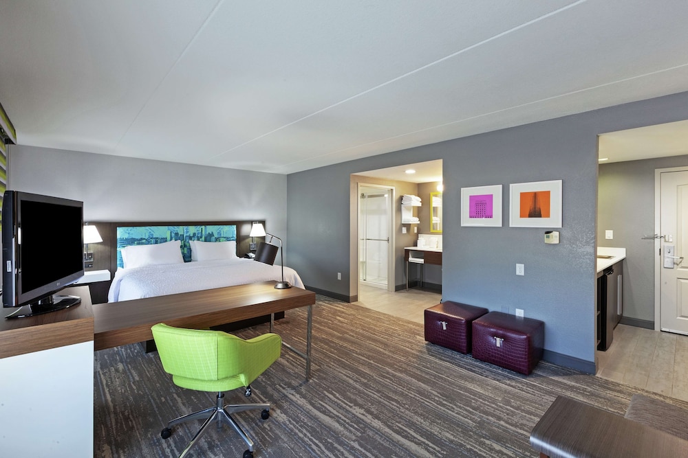 Hampton Inn & Suites Houston Bush Intercontinental Aprt - photo 6