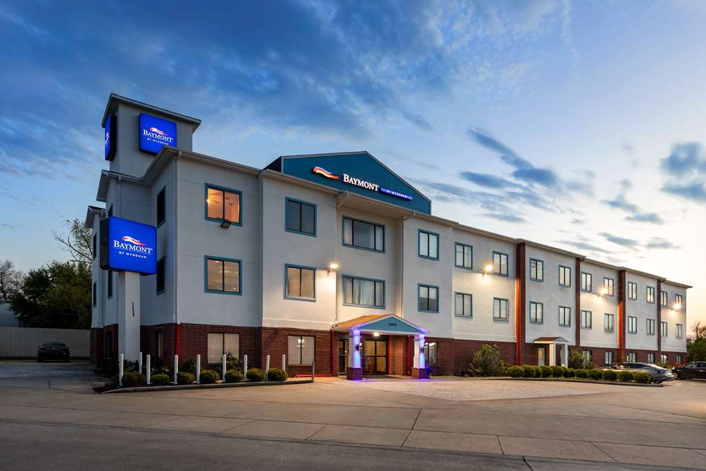 Baymont by Wyndham Houston Brookhollow - photo 23