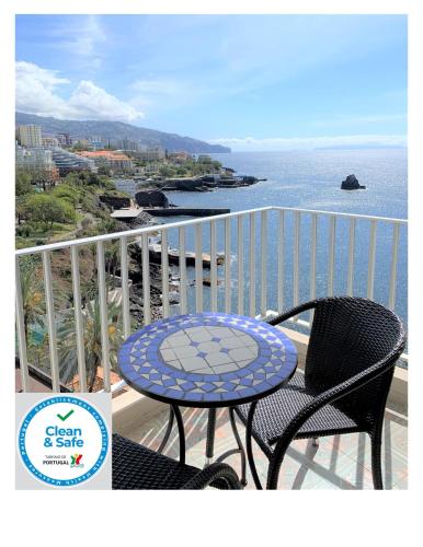 Apartamento do Mar e Lua — 4-Star Luxury Hotel in Funchal, Portugal