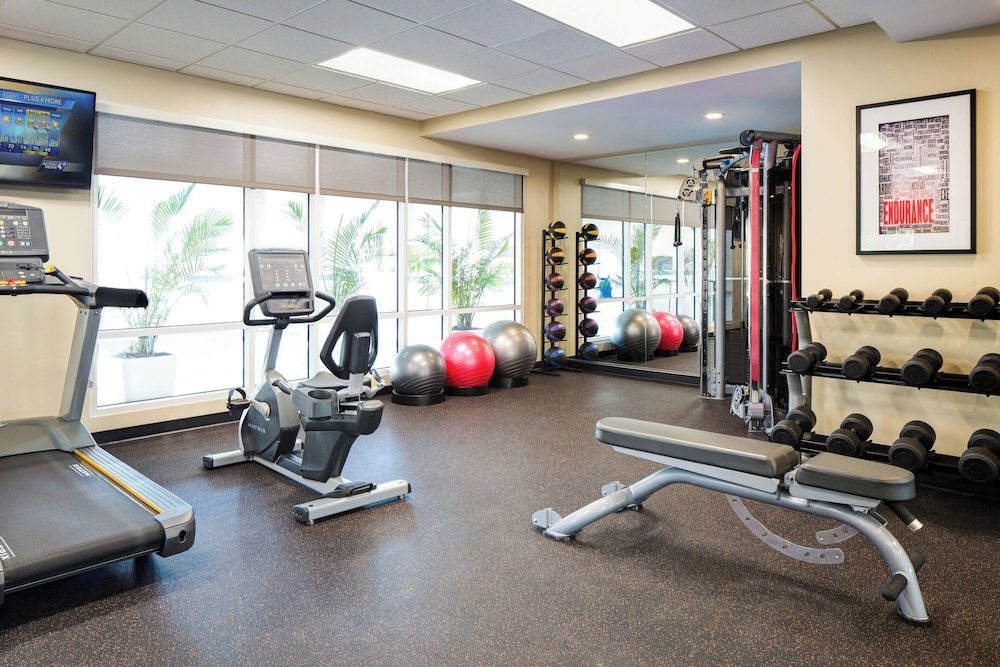 TownePlace Suites by Marriott Pittsburgh Harmarville - photo 13