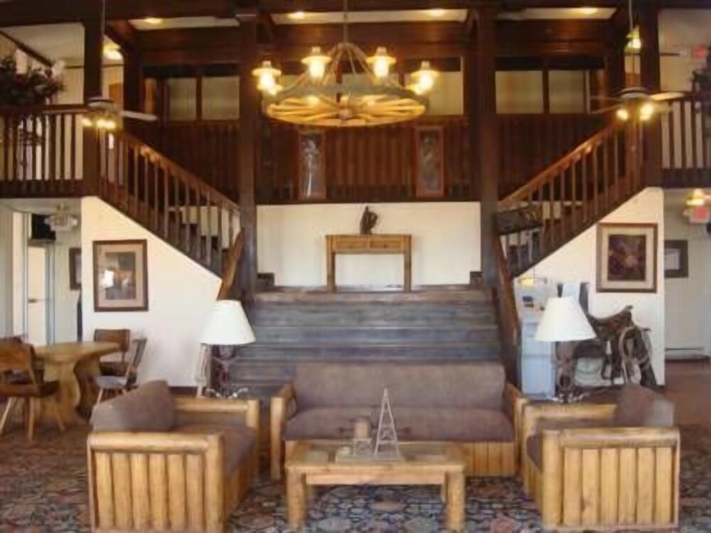 West Texas Inn & Suites - photo 3