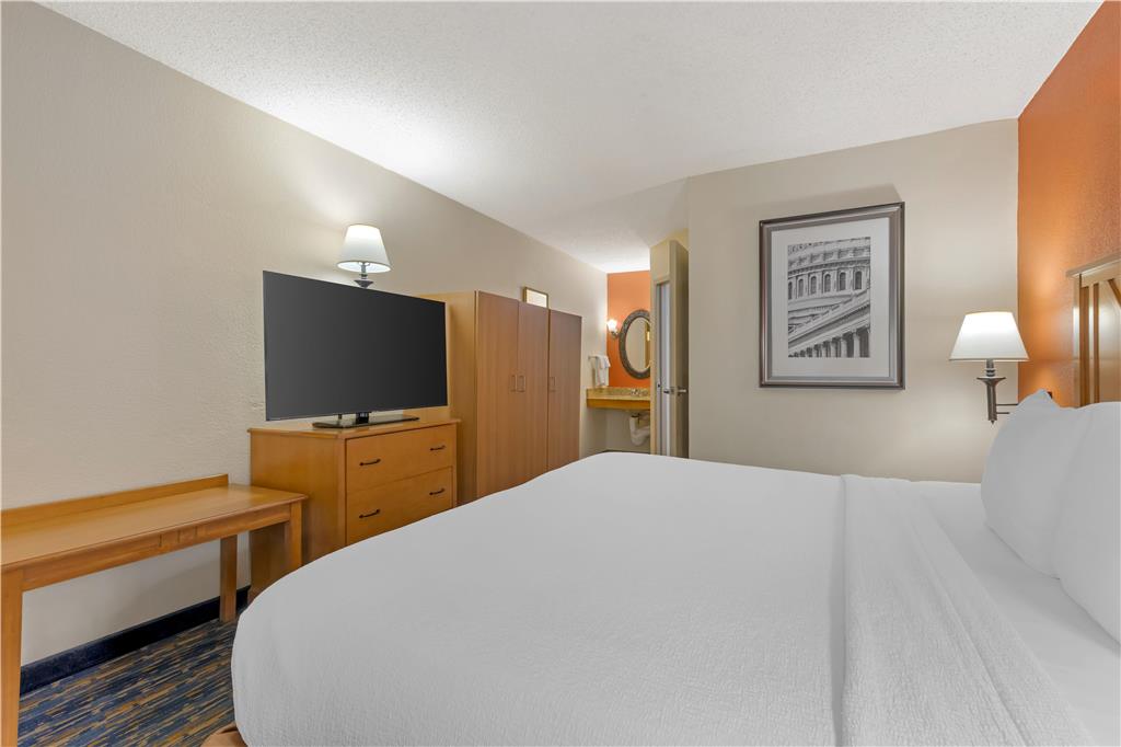 Best Western Dulles Airport Inn - photo 19