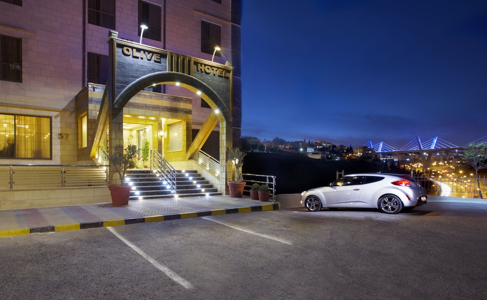 Olive Hotel - carbon neutral hotel in Amman