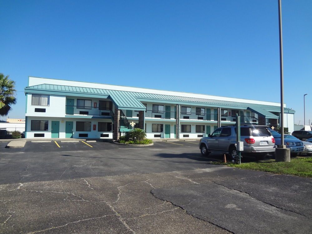 Nola Inn and Suites - photo 4