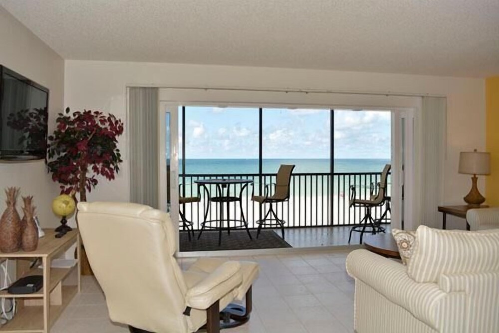 Sunset Terrace 204 - photo 11
