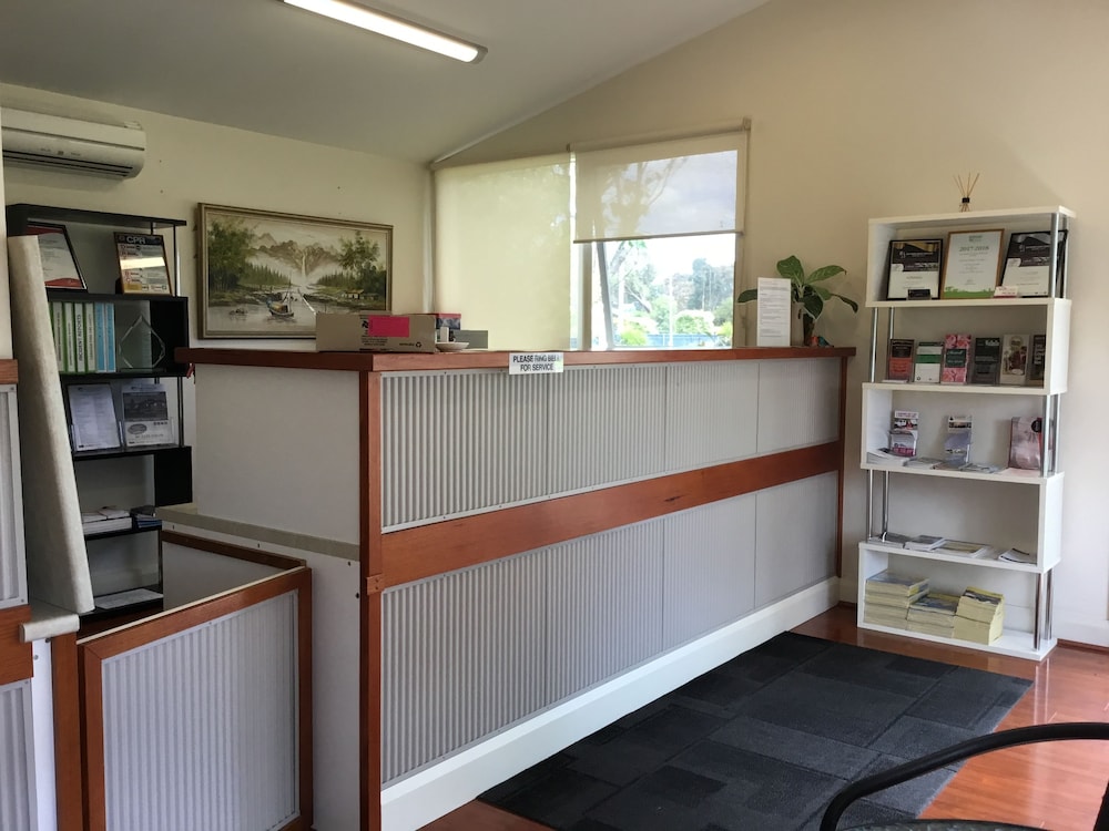 Traralgon Holiday Village — Traralgon — photo 2
