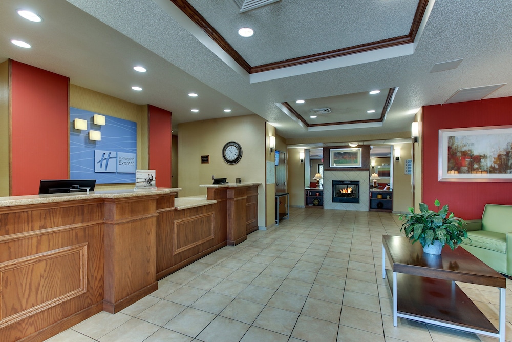 Holiday Inn Express Hotel & Suites Lancaster Lititz by IHG - photo 64