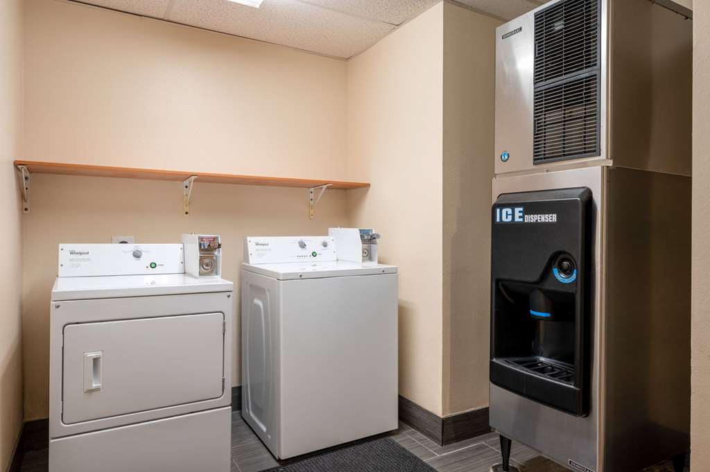 Super 8 by Wyndham Columbus West - photo 25