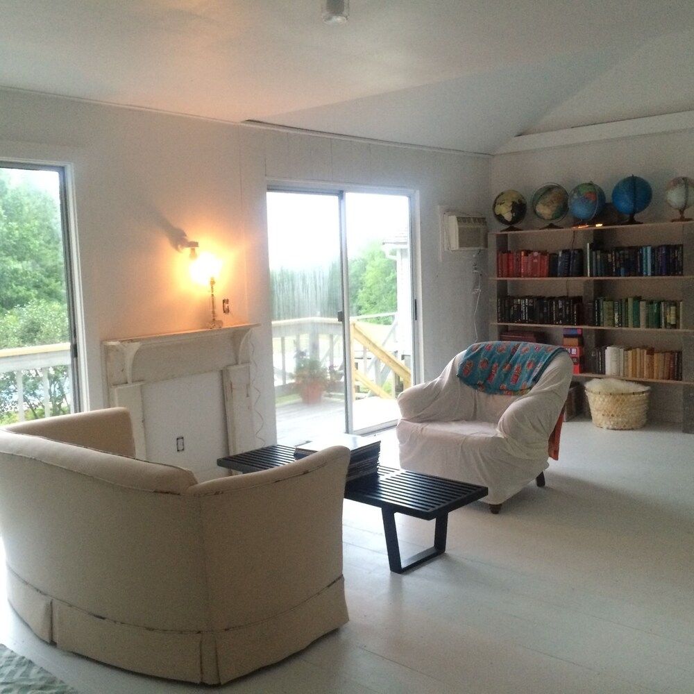 Lincolnville Motel - photo 24