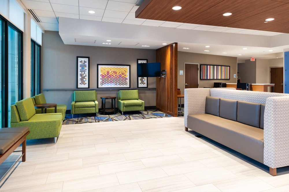 Holiday Inn Express & Suites Romeoville Joliet North by IHG - photo 42