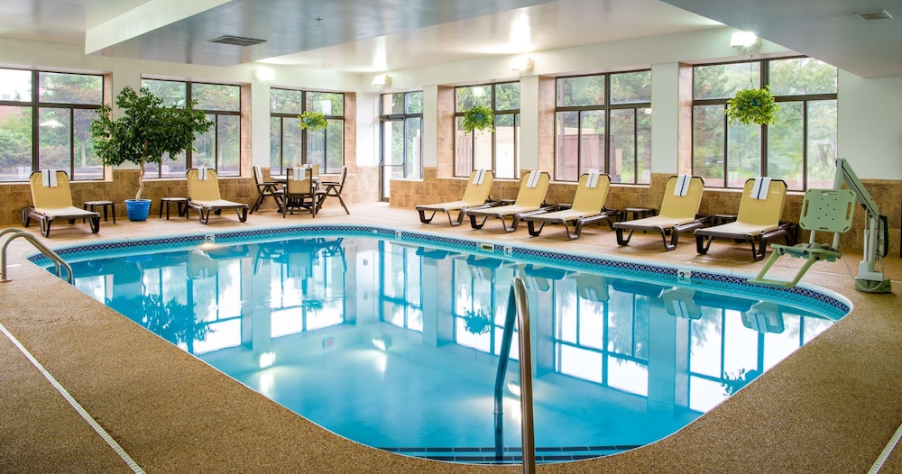Hampton Inn Cleveland Solon - photo 35