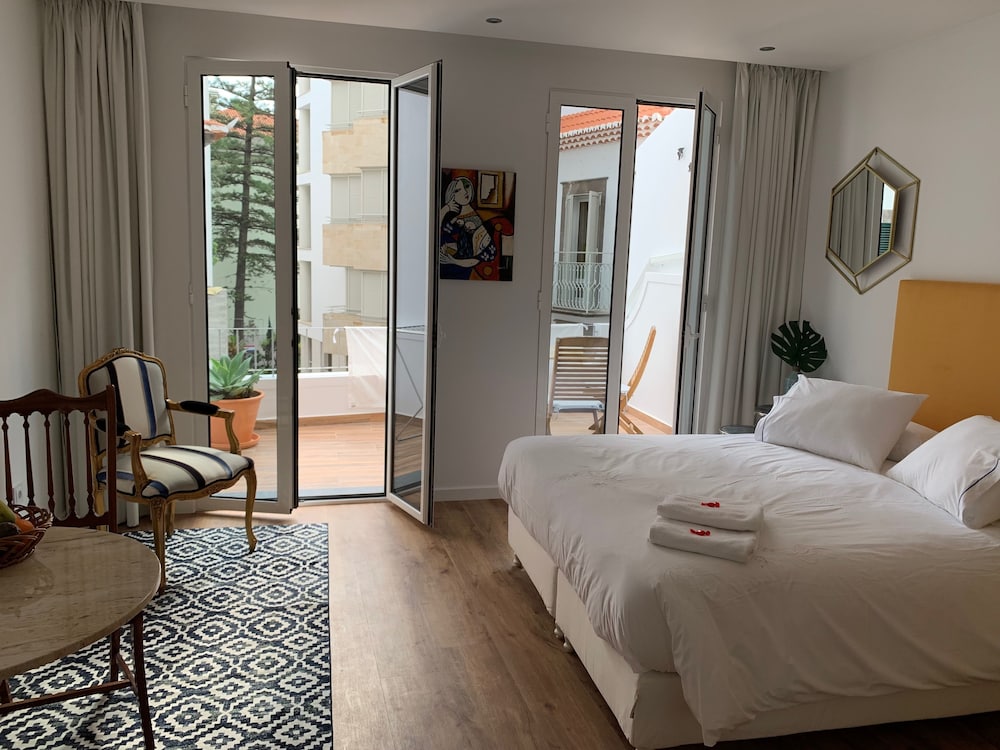 Central São Pedro Boutique — 4-Star Luxury Hotel in Funchal, Portugal