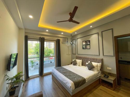 The Empire Corporate Suite Hotel Sector 44 near Fortis and Max Hospitals
