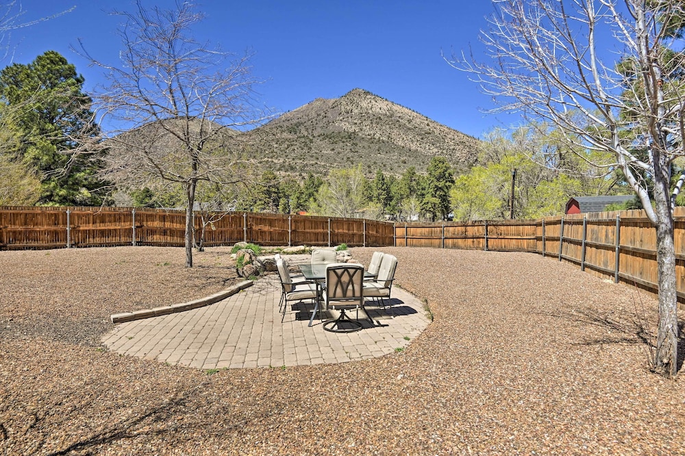 ‘mount Elden Retreat:’ 4 Mi to Dtwn Flagstaff in Flagstaff, United States