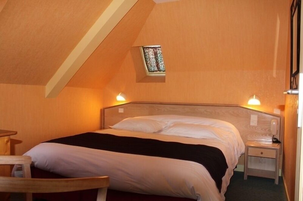 Hotel Des Bains — Lancieux — photo 3