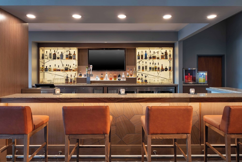 Marriott Anchorage Downtown - photo 32
