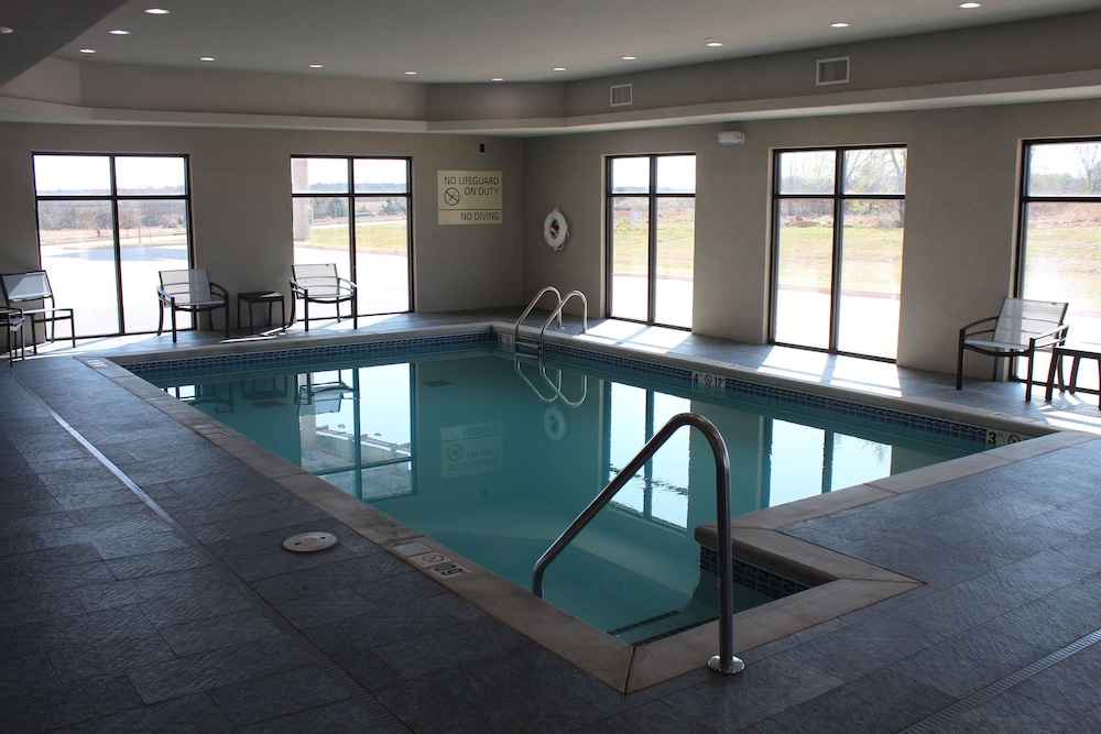 Hampton Inn & Suites Guthrie - photo 28