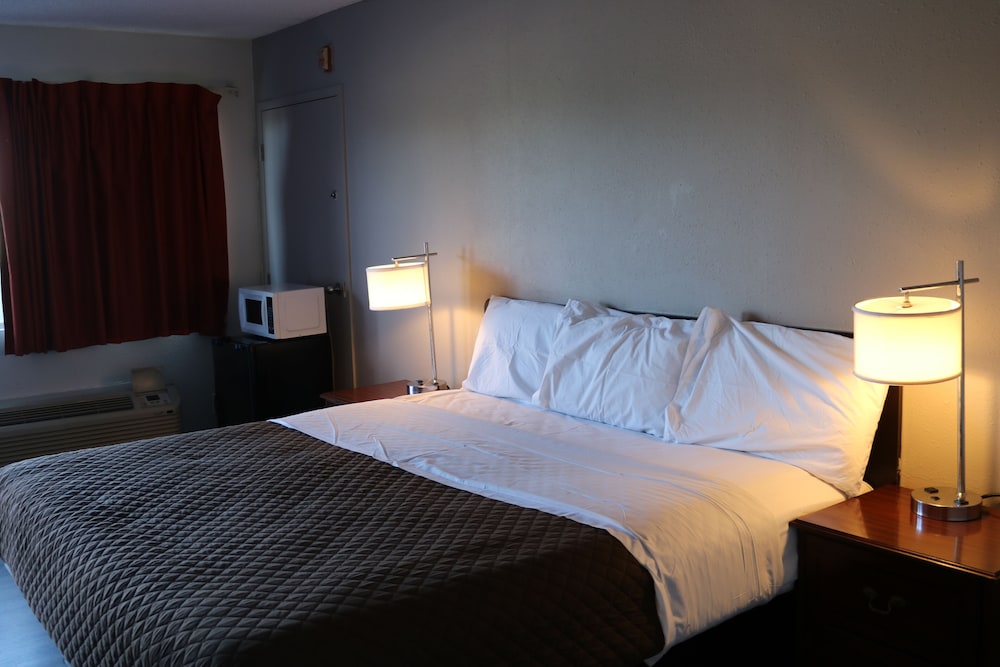 Rodeway Inn Brooklawn NJ - photo 8