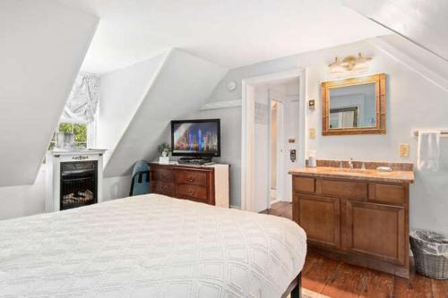 Old Brick Inn - photo 35