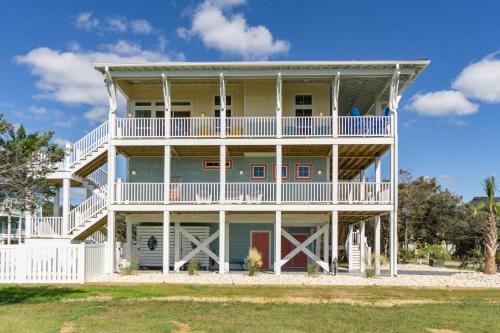 Stairway to Haven by Oak Island Accommodations - photo 20