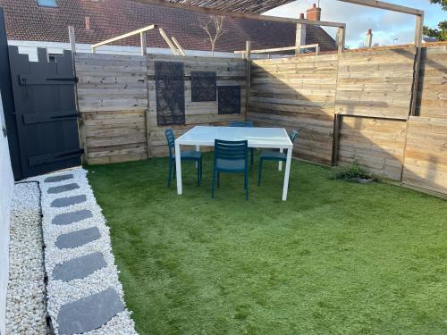 Les Embruns IV in Saint-Jean-De-Monts, France