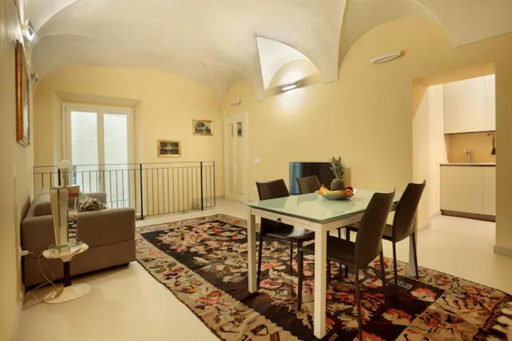Charming Apartment in Parma Teatro Regio Wifi — 4-Star Luxury Hotel in Parma, Italy