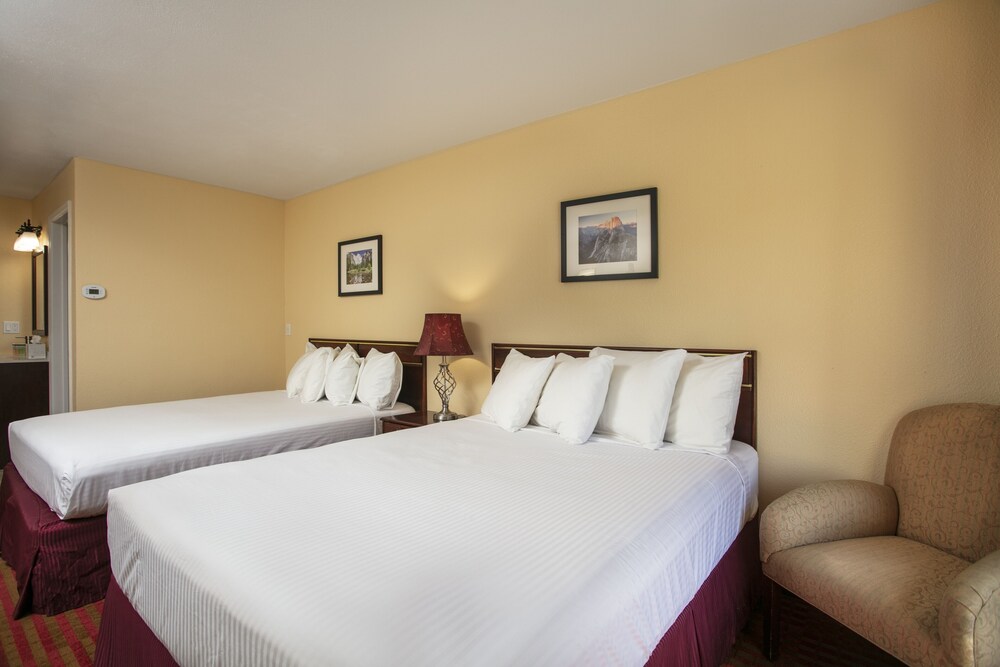 The Monarch Inn - photo 5