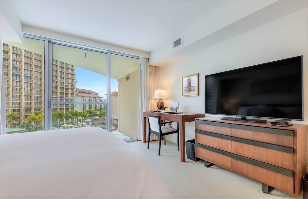 Gaia Hawaii at Trump Waikiki Hotel - photo 54