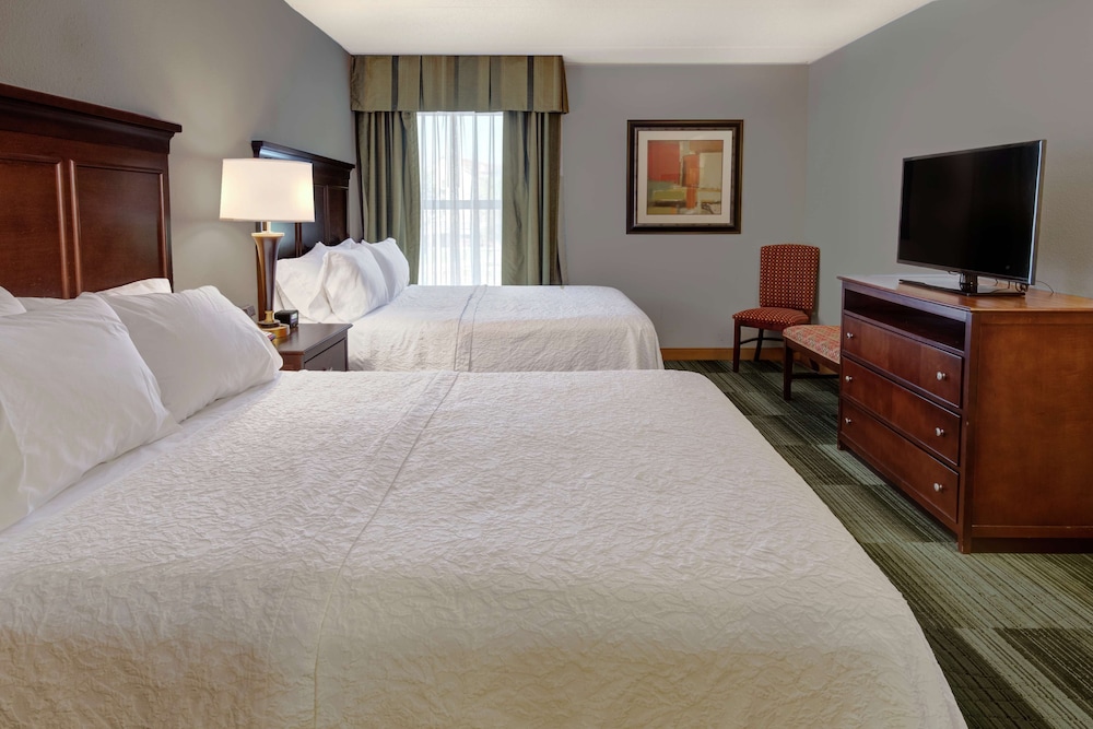 Hampton Inn & Suites Pigeon Forge On The Pkwy - photo 15