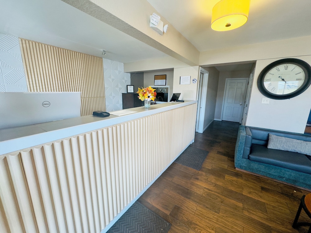 Super 8 By Wyndham Junction City - photo 4