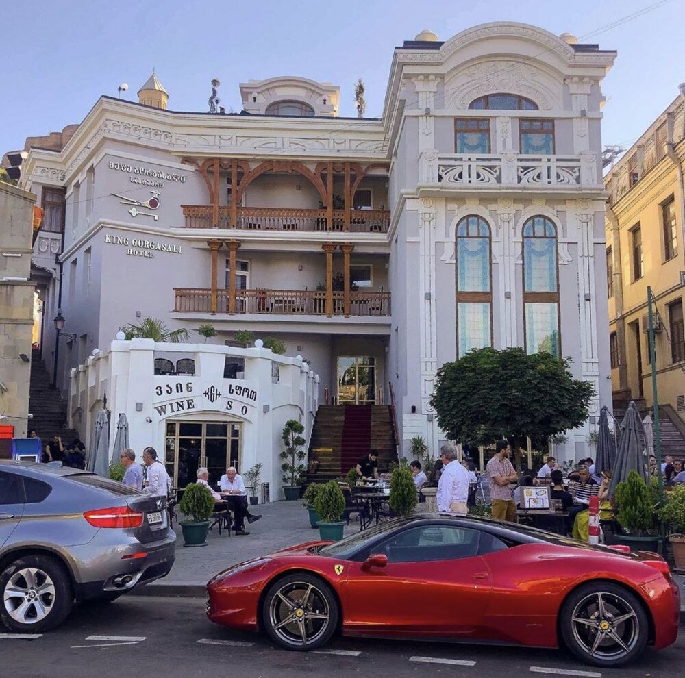 King Gorgasali Hotel — 4-Star Luxury Hotel in Tbilisi, Georgia
