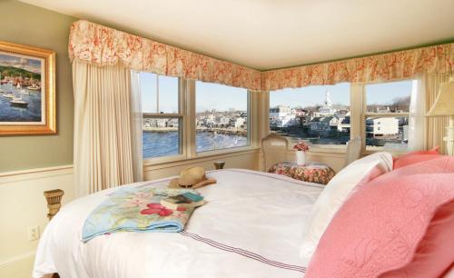 Beach & King Street Inn - photo 10