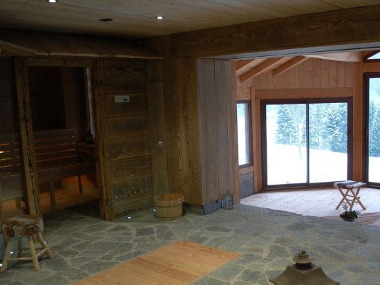 Là Haut & Spa — Unknown City — photo 4